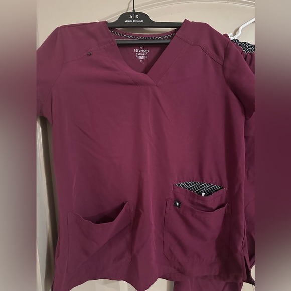 Scrubs - Picture 2 of 5